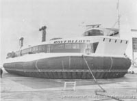 SRN4 Swift (GH-2004) at BHC in Cowes